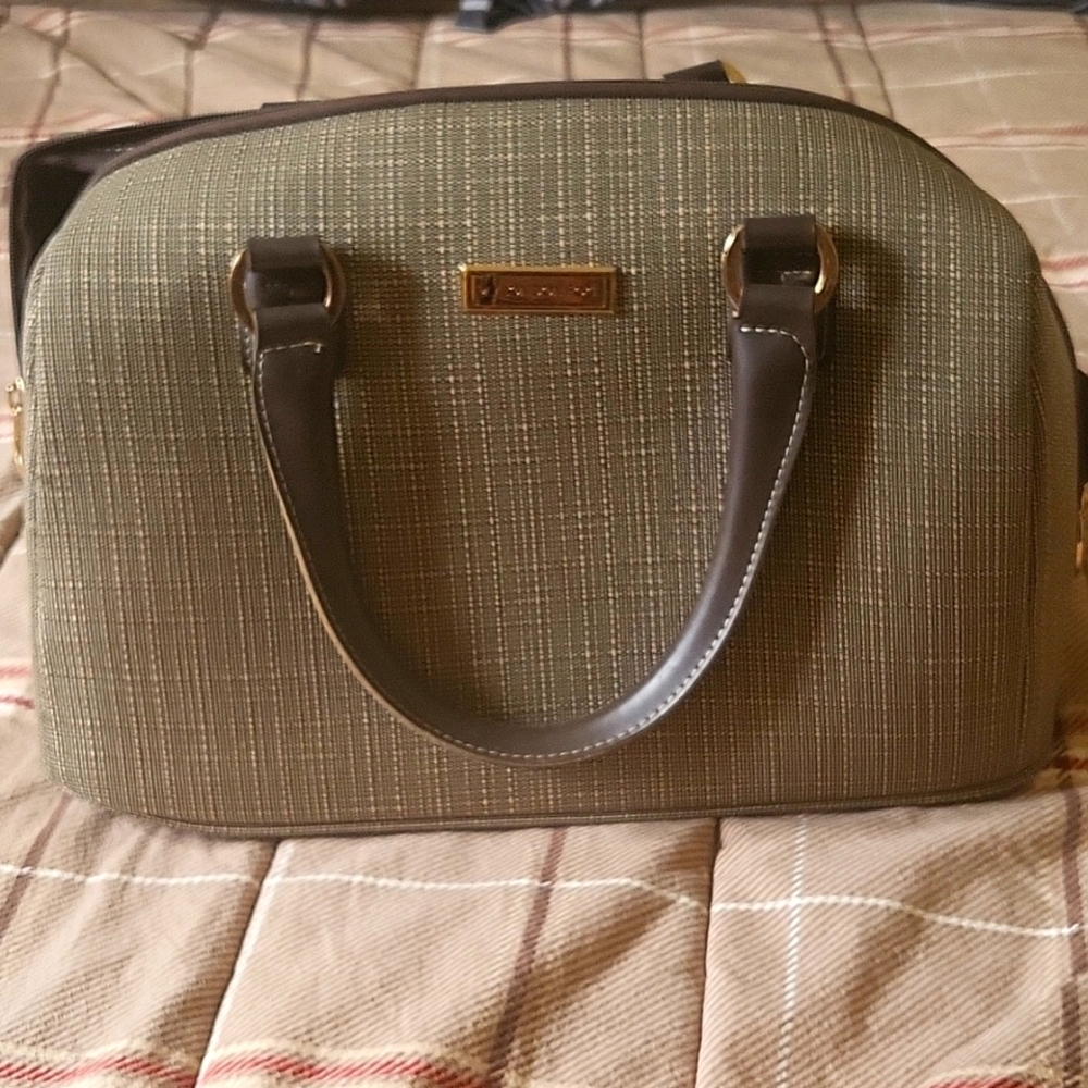 London Fog travel bag